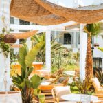 Coconut fiber curtain with 4 hanging points
