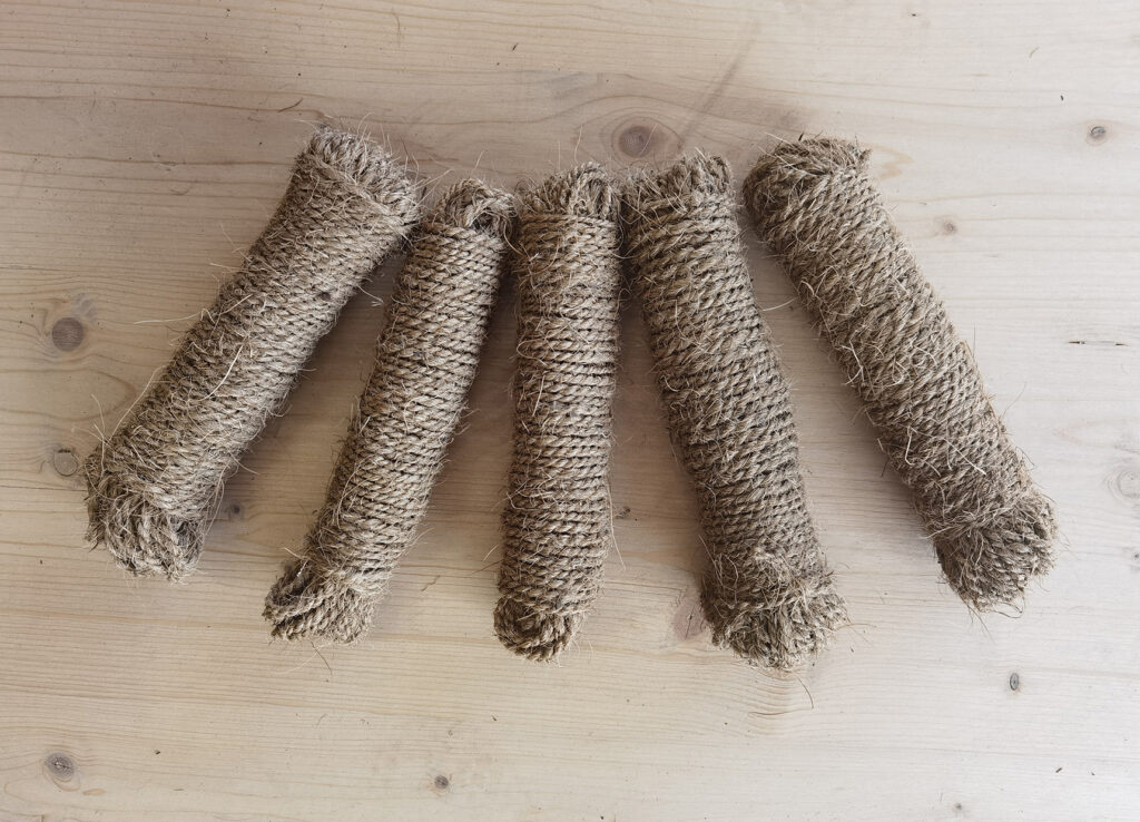 Set van 5 bollen kokos touw nr.1